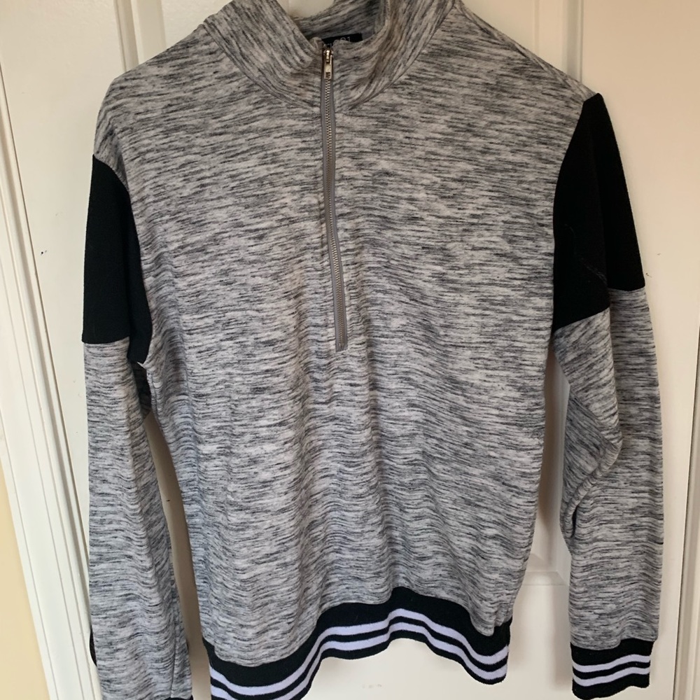 Rue 21 quarter zip!
